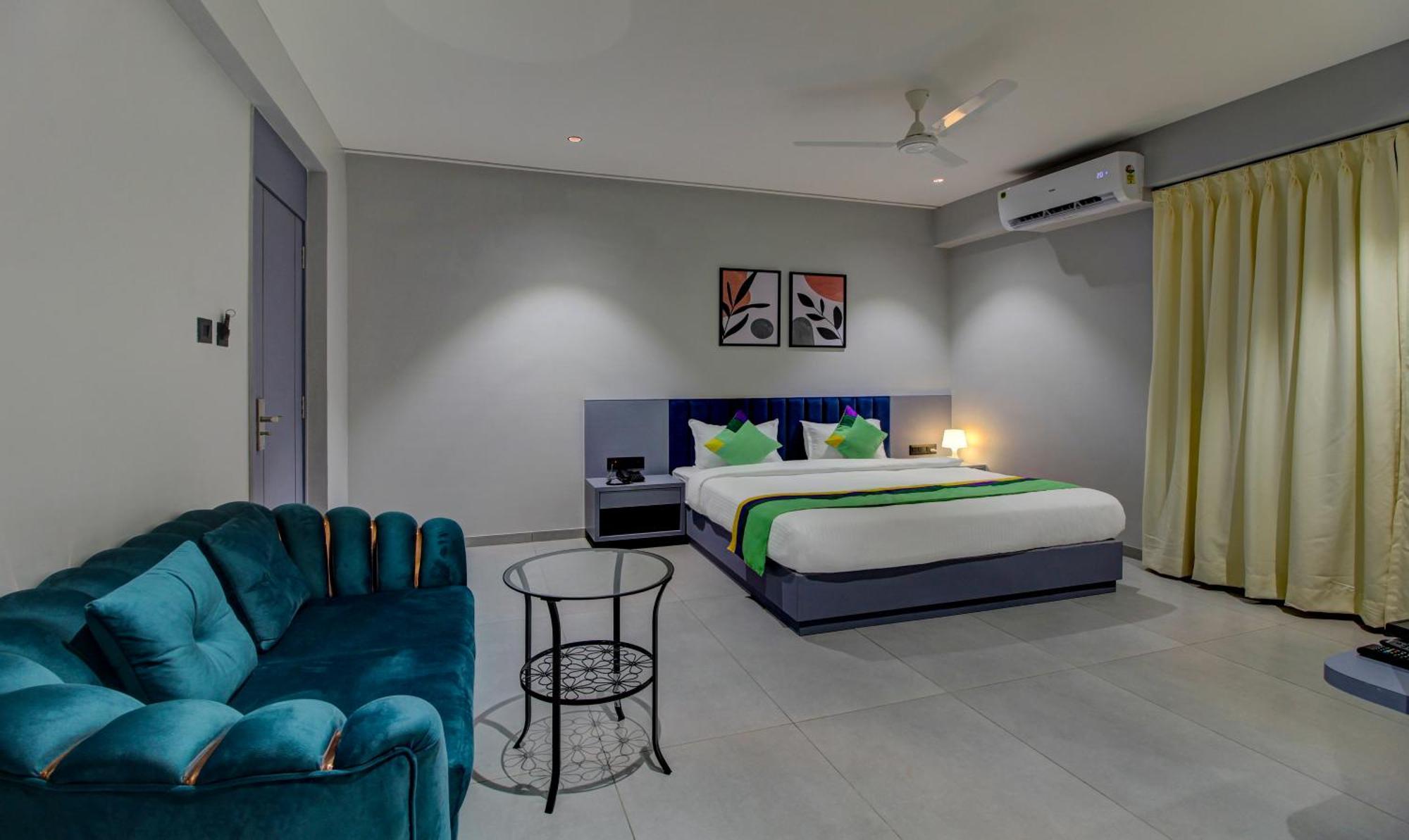 Comfort Inn Baner- Indian Nationals Only Pune Exterior photo