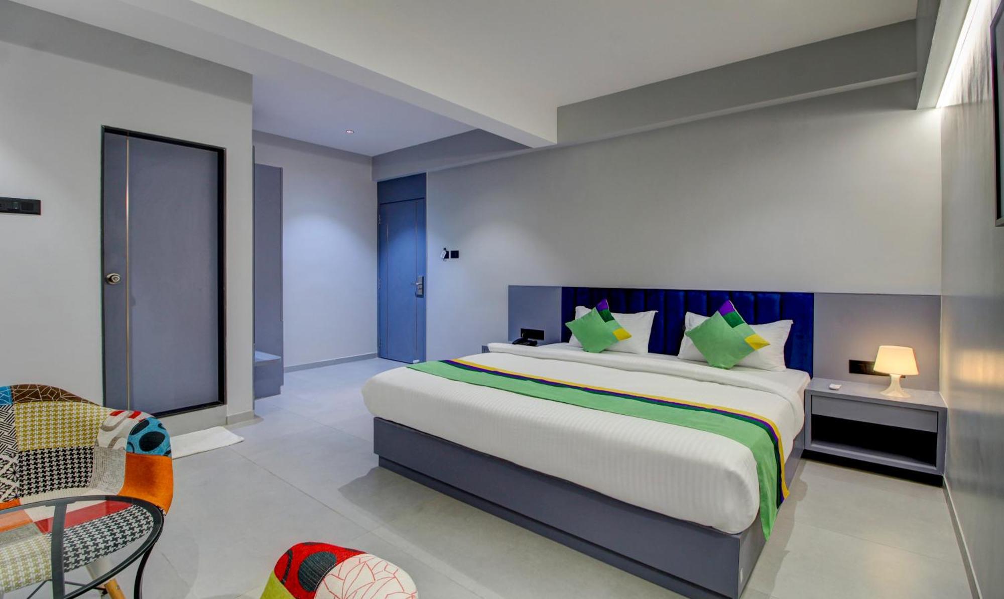 Comfort Inn Baner- Indian Nationals Only Pune Exterior photo