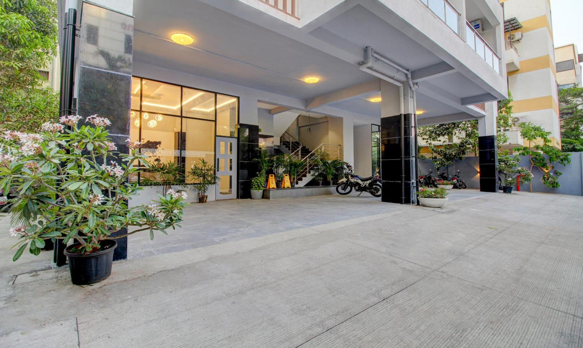 Comfort Inn Baner- Indian Nationals Only Pune Exterior photo